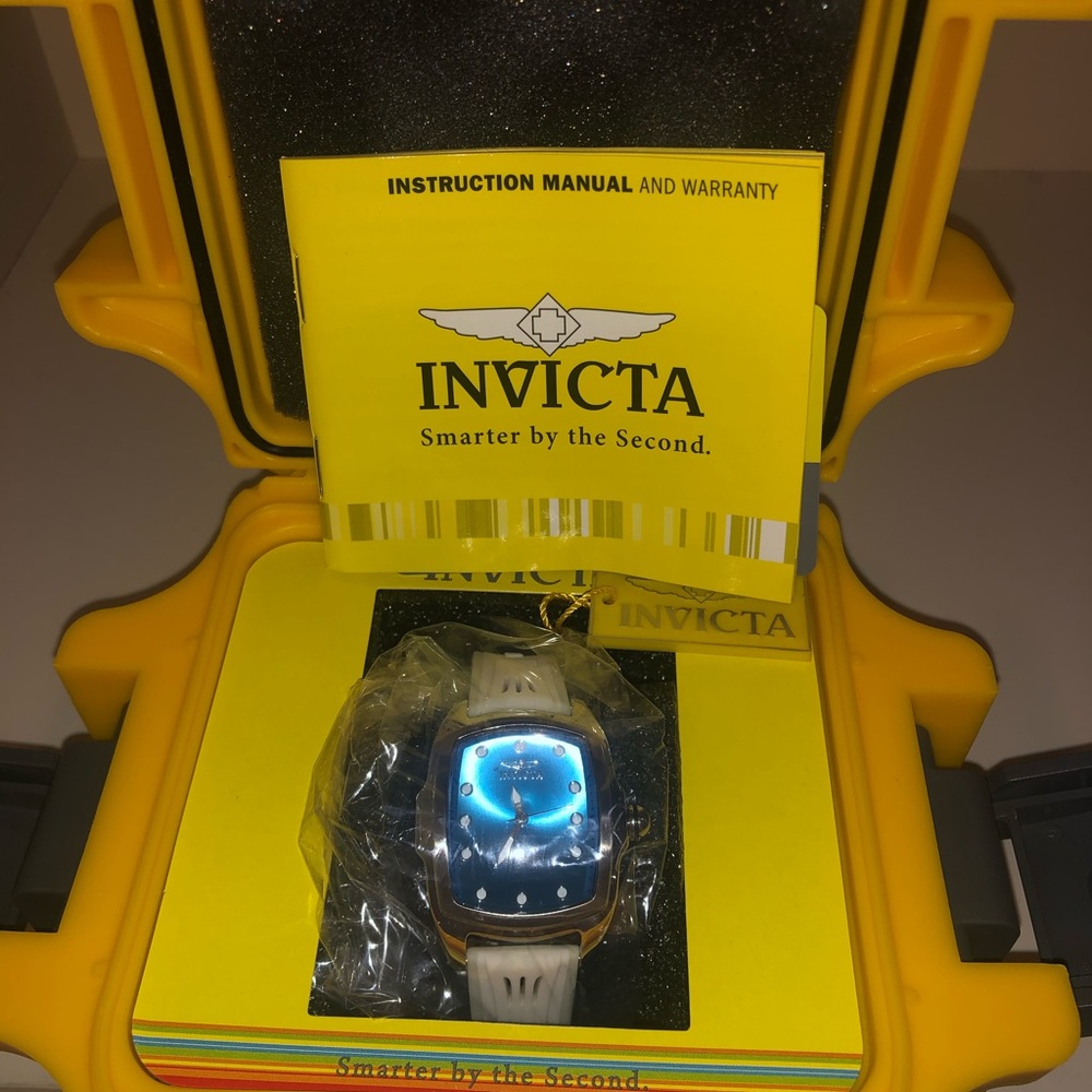 Invicta Watch - Picture 2 of 5